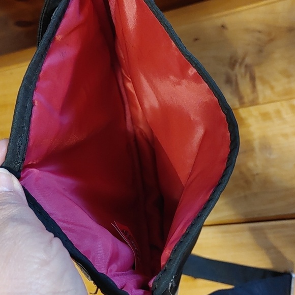 💚Monster High Black & Silver Crossbody Bag - Picture 8 of 15